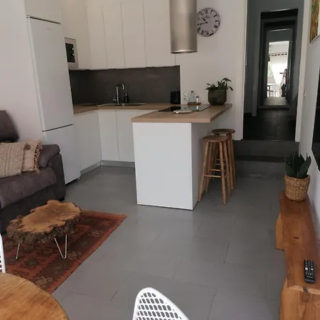 Casa Atenea קאלדס דה מאלבלה